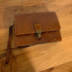 Patricia Nash Lanza Hand tooled accordion bag